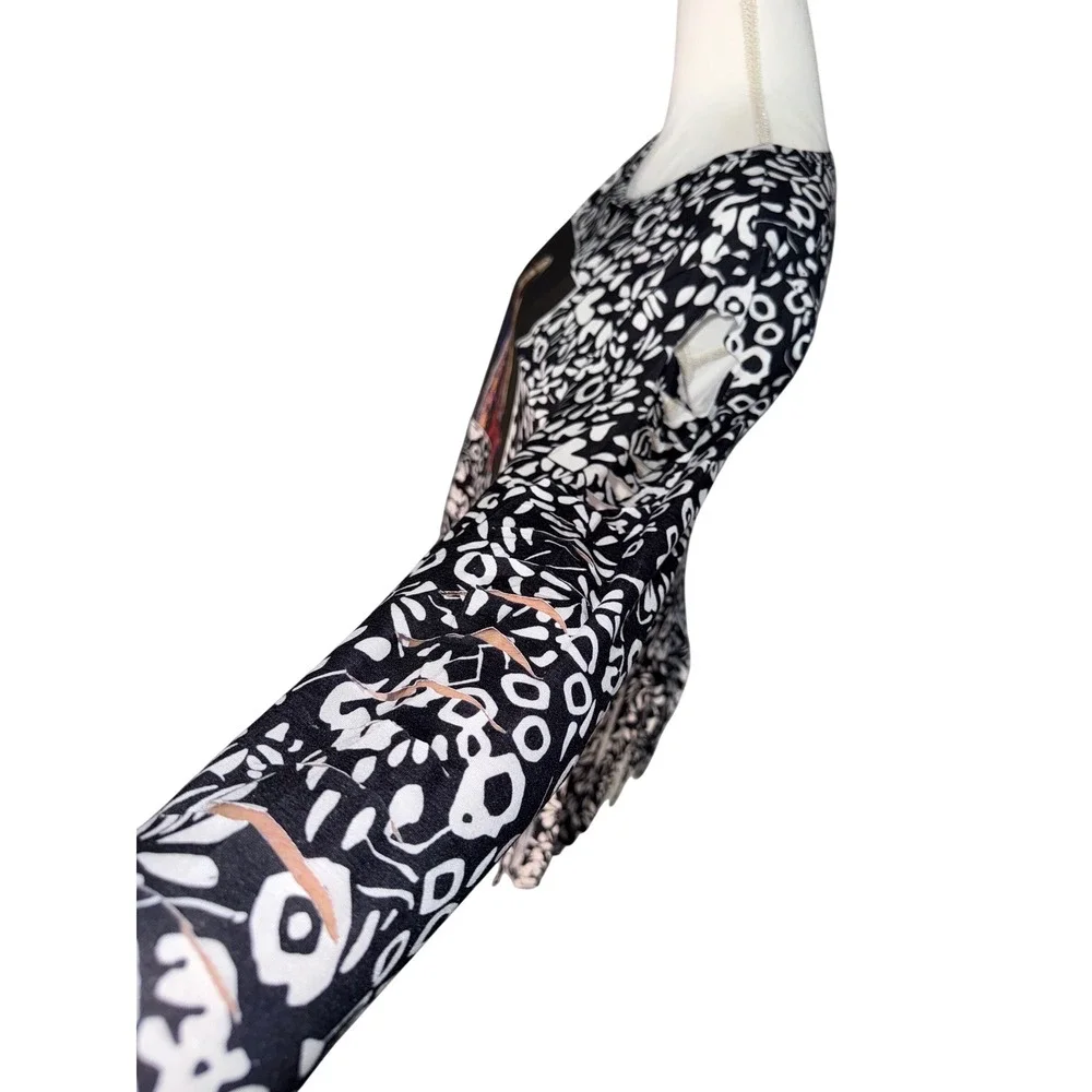 Aerosmith Steven Tyler Fringe Top Black White Cut Sleeve Rock Band XL Ladies - Picture 2 of 8